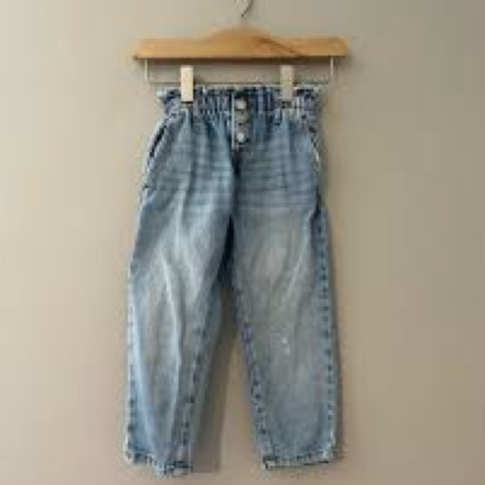 Zara ~ girls’ paperbag waist jeans Size 2-3Y
